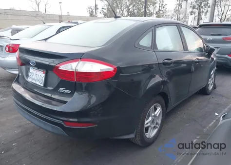 2018 Ford Fiesta Se z USA, uszkodzony, nr VIN 3FADP4BJ7JM125124